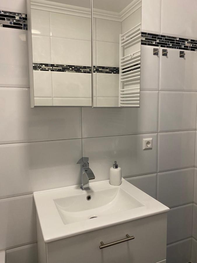 Family Apartment Karlsruhe Bagian luar foto